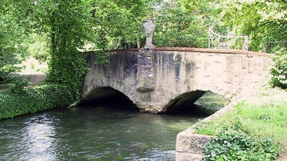 Foto: Singen Brücke Foto: Singen Brücke
